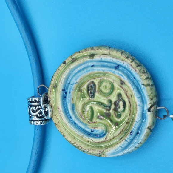 Green and Blue Face Ceramic Pendant Necklace With Crystal Dangle - Picture 4 of 6